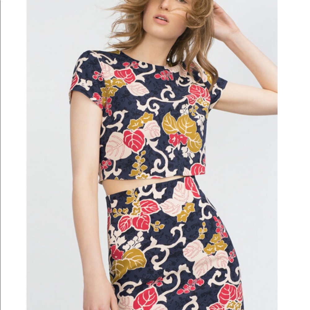 Zara Basic Top-B3 - image 1